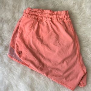 Pink lululemon 2.5” Hotty hot run lined shorts